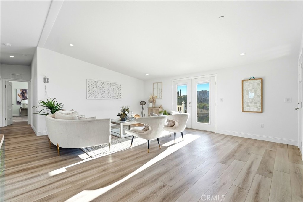 29626 Silver Street Val Verde, CA 91384 - Photo 7 of 24