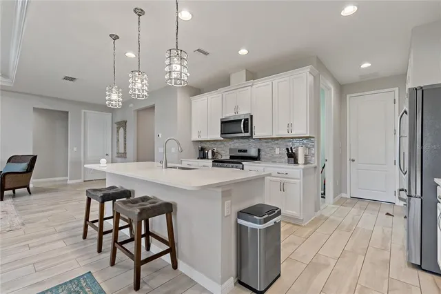 $3,450 | 4604 Tobermory Way, Bradenton, FL 34211