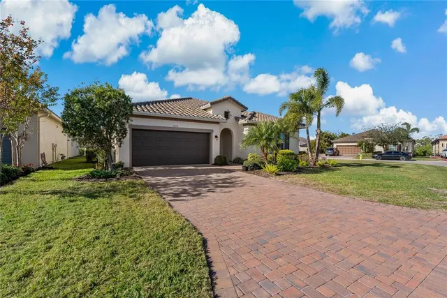 $3,450 | 4604 Tobermory Way, Bradenton, FL 34211