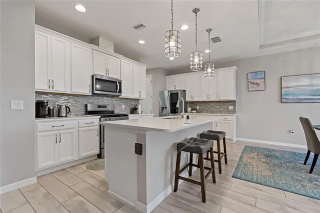 $3,450 | 4604 Tobermory Way, Bradenton, FL 34211