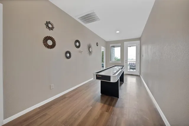 $3,100 | 4633 Calmont Avenue, Fort Worth, TX 76107