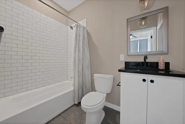 $3,100 | 4633 Calmont Avenue, Fort Worth, TX 76107