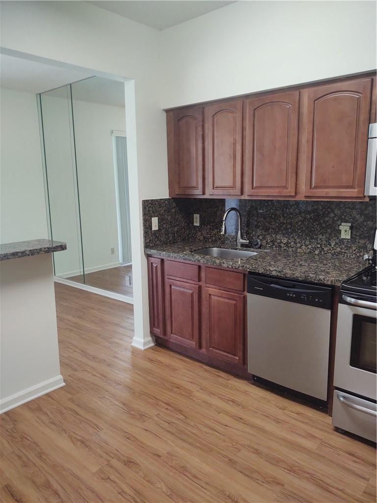5801 Coach House Circle, Unit B Boca Raton, FL 33486 - Photo 10 of 39 Photo 10