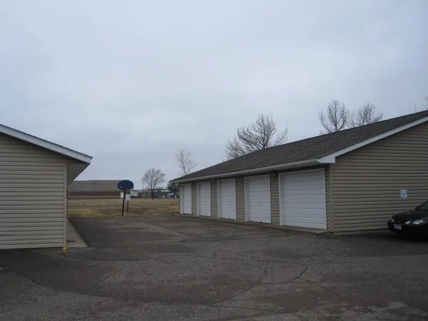 $1,025 | 1380 Heritage Drive, Unit 1, New Richmond, WI 54017