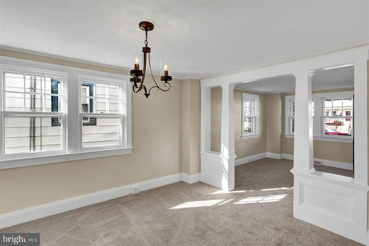 336 Springdale Road York, PA 17403 - Photo 8 of 30 Gallery Image 8