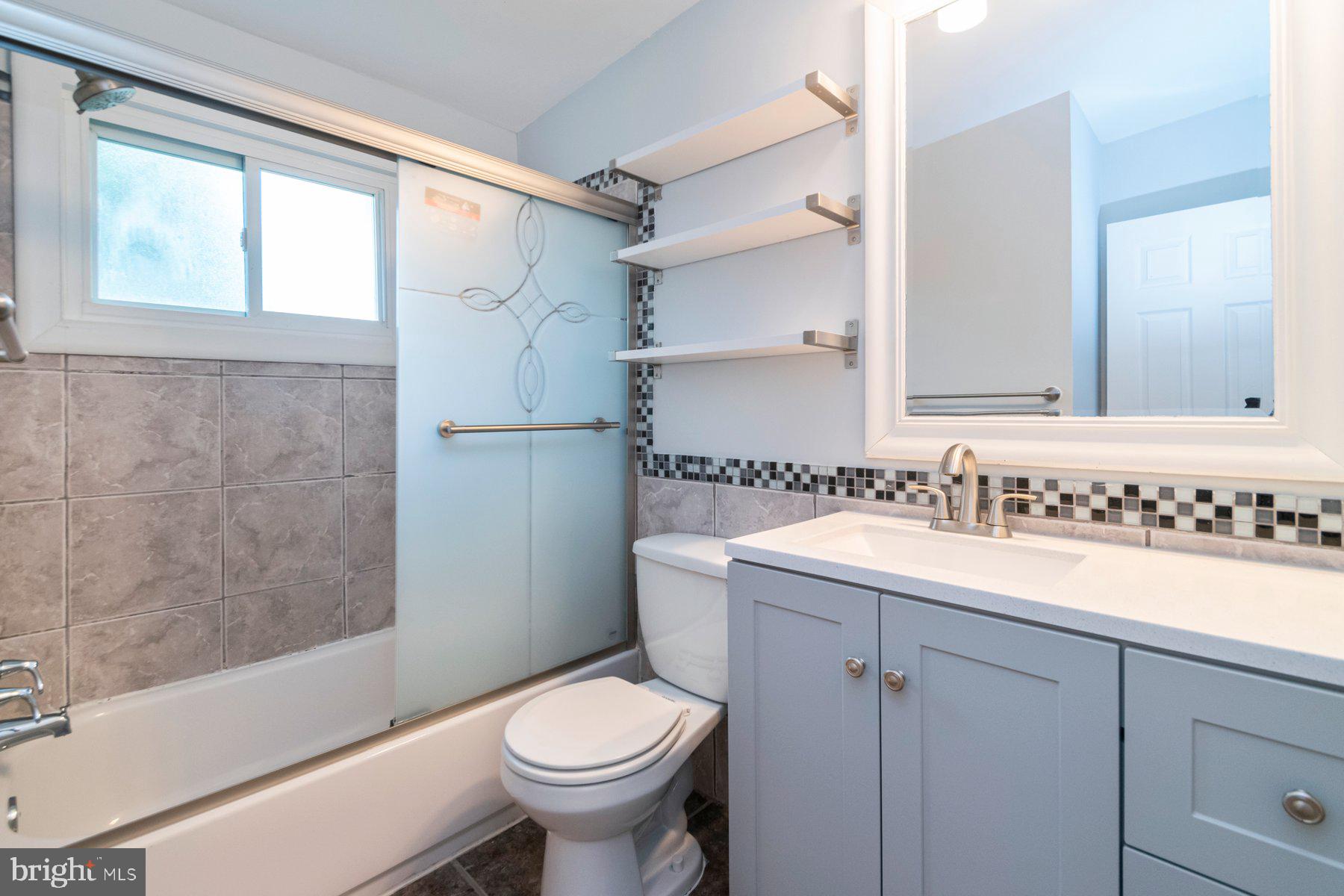 1233 Knightswood Road Baltimore, MD 21239 - Photo 24 of 33