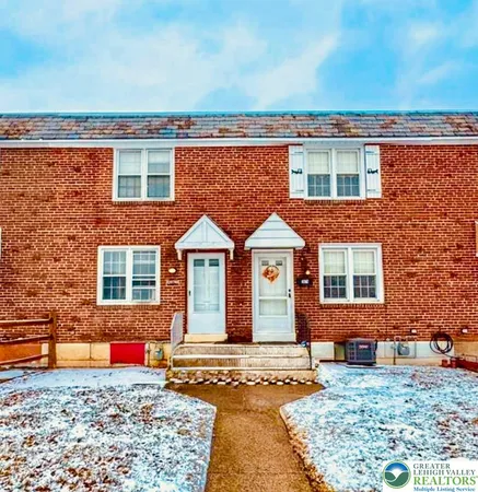 $2,195 | 2074 Baker Drive, Allentown, PA 18103