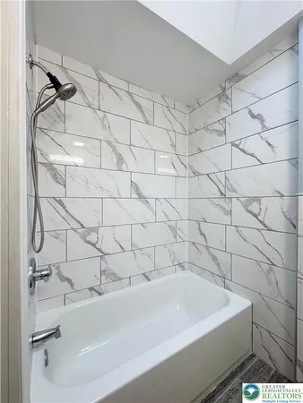 $2,195 | 2074 Baker Drive, Allentown, PA 18103