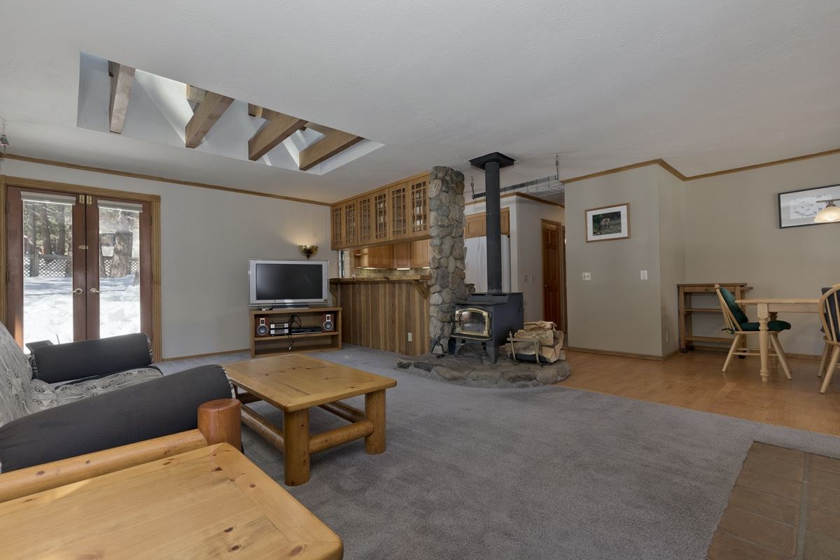 344 Monterey Pine Road Mammoth Lakes, CA 93546 - Photo 3 of 30 Gallery Image 3