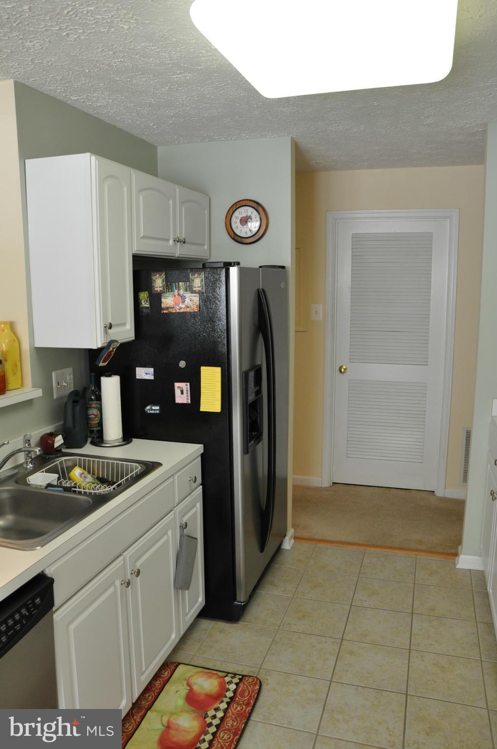 8351 Cypress Mill Road, Unit 8351 Baltimore, MD 21236 - Photo 9 of 17 Kitchen
