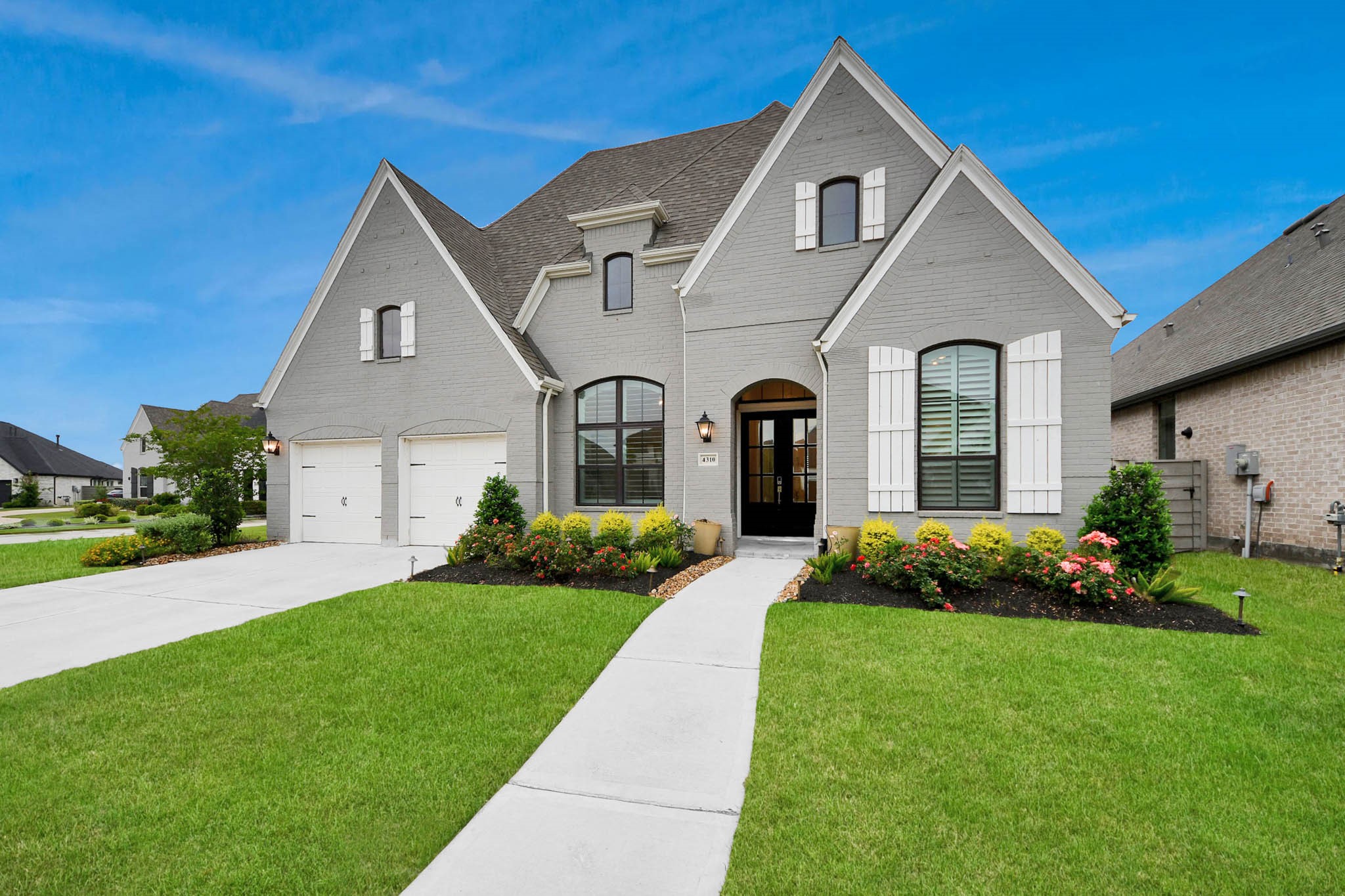 4310 Bakers Cove Manvel, TX 77578 - Photo 2 of 47