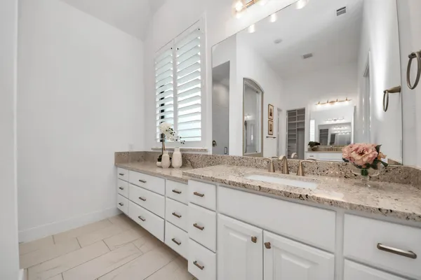$750,000 | 4310 Bakers Cove, Manvel, TX 77578