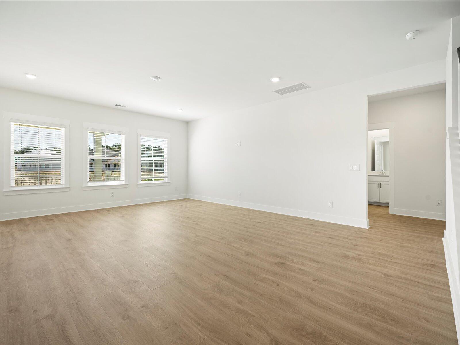 352 Calm Water Way Summerville, SC 29486 - Photo 11 of 24 16-DSC09389