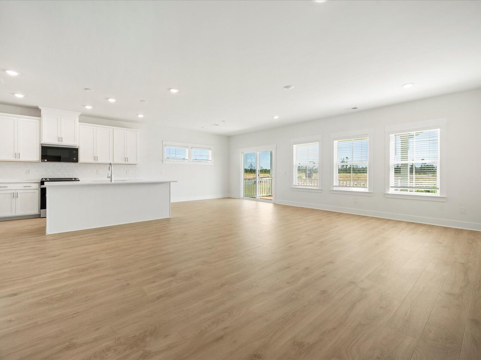 352 Calm Water Way Summerville, SC 29486 - Photo 14 of 33 18-DSC09395