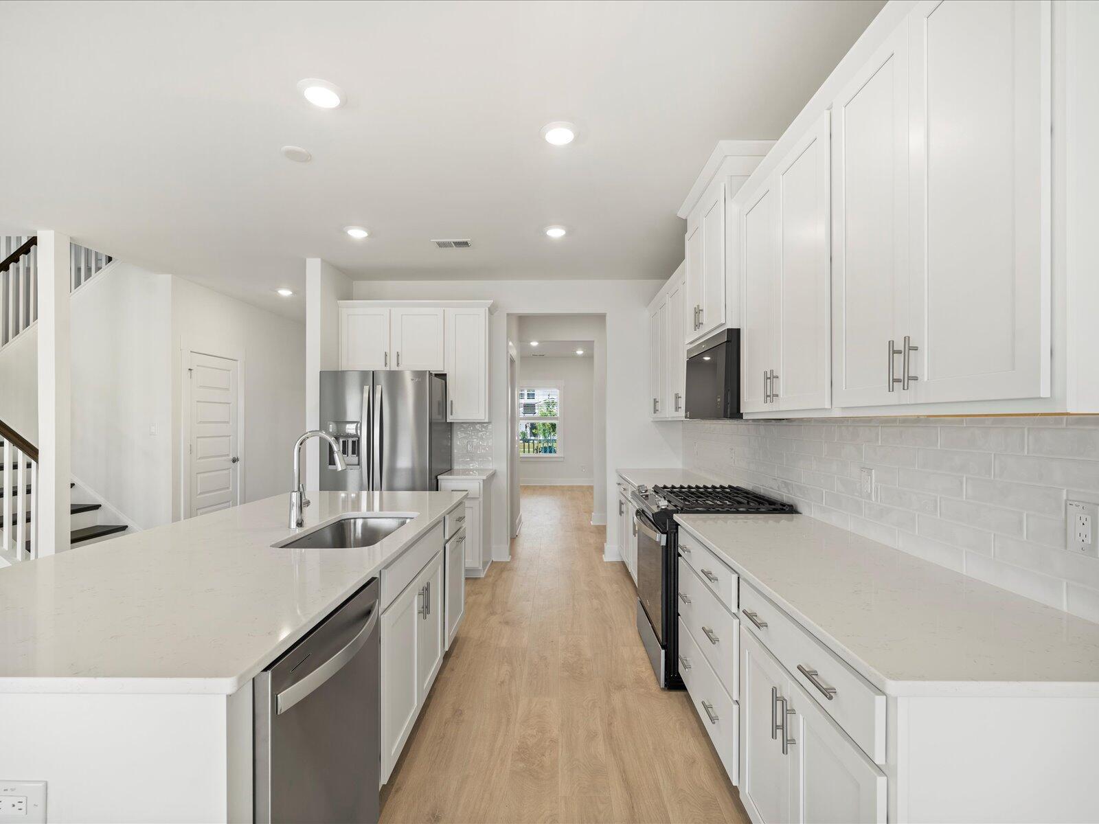 352 Calm Water Way Summerville, SC 29486 - Photo 15 of 24 21-DSC09404