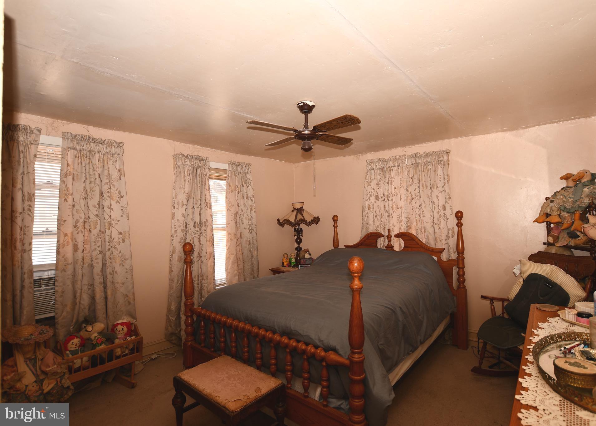 272 East Broadway Salem, NJ 08079 - Photo 10 of 16