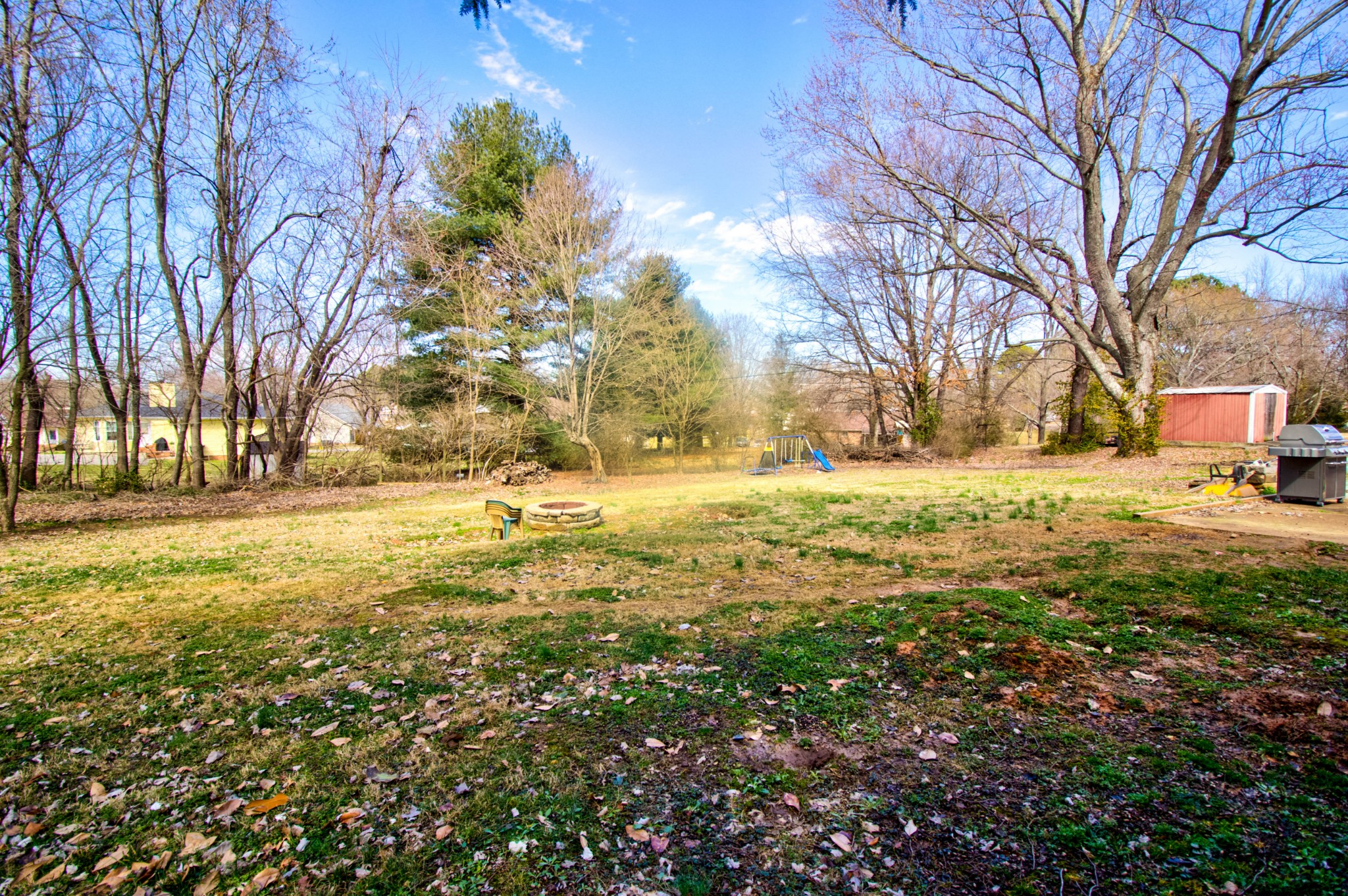 1409 5th Avenue West Springfield, TN 37172 - Photo 38 of 41 a view of yard with green space
