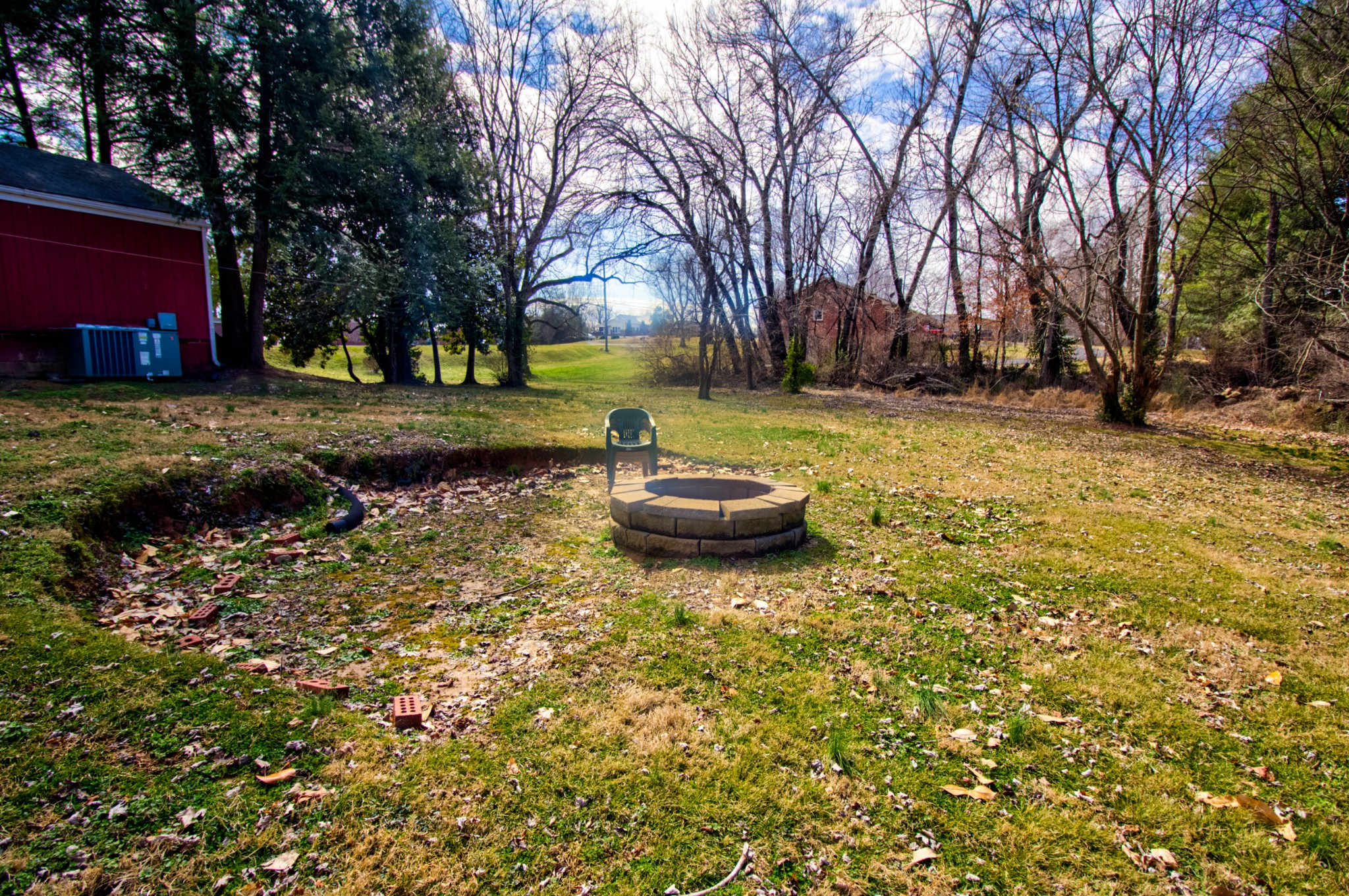 1409 5th Avenue West Springfield, TN 37172 - Photo 40 of 41 a backyard of a house with lots of green space