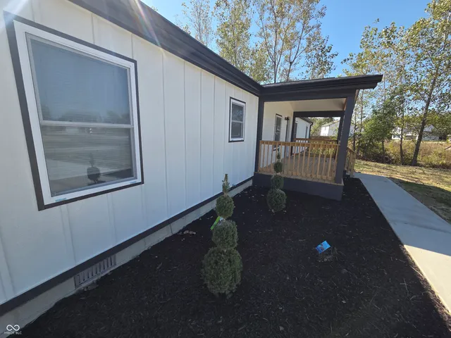 $219,000 | 1078 Lake Drive, Shirley, IN 47384