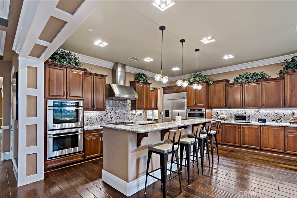 689 Crystal Mountain Circle Riverside, CA 92506 - Photo 20 of 74 Kitchen