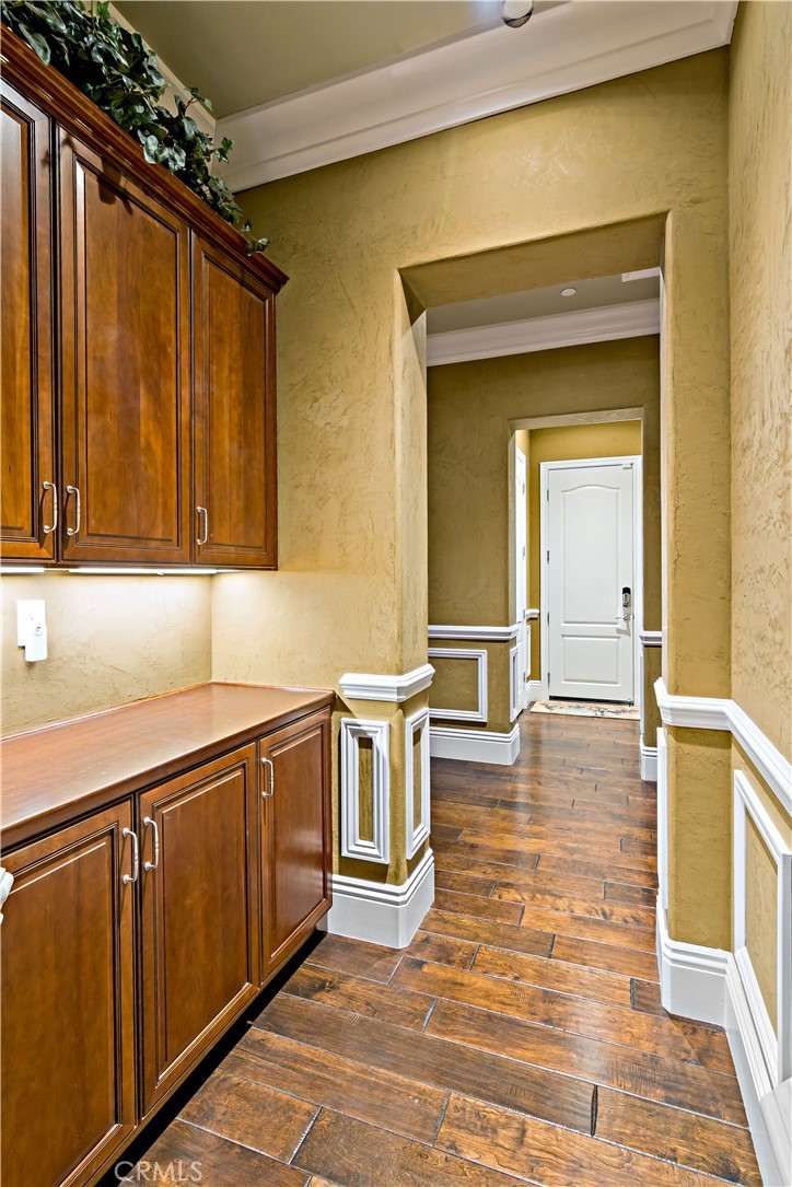 689 Crystal Mountain Circle Riverside, CA 92506 - Photo 35 of 74 Hall