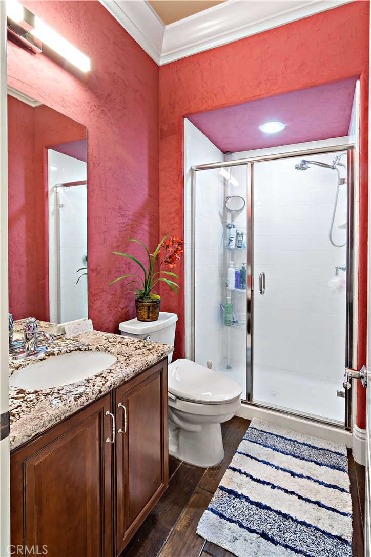 689 Crystal Mountain Circle Riverside, CA 92506 - Photo 38 of 74 Bathroom (Front)
