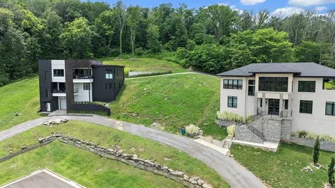 $250,000 | 5809 Woodland Hills Drive, Nashville, TN 37211