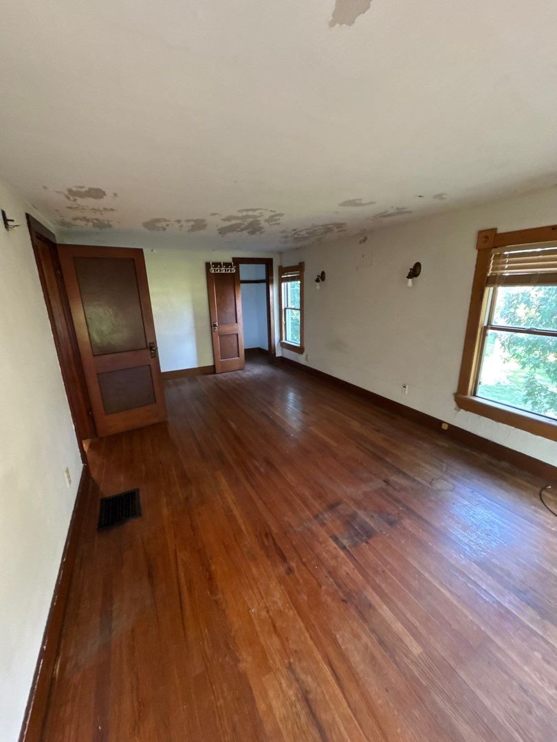 6636 South Center Road Rochelle, IL 61068 - Photo 11 of 46 Gallery Image 11