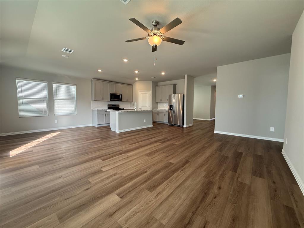 2624 Grand Cyn Street Anna, TX 75409 - Photo 9 of 24