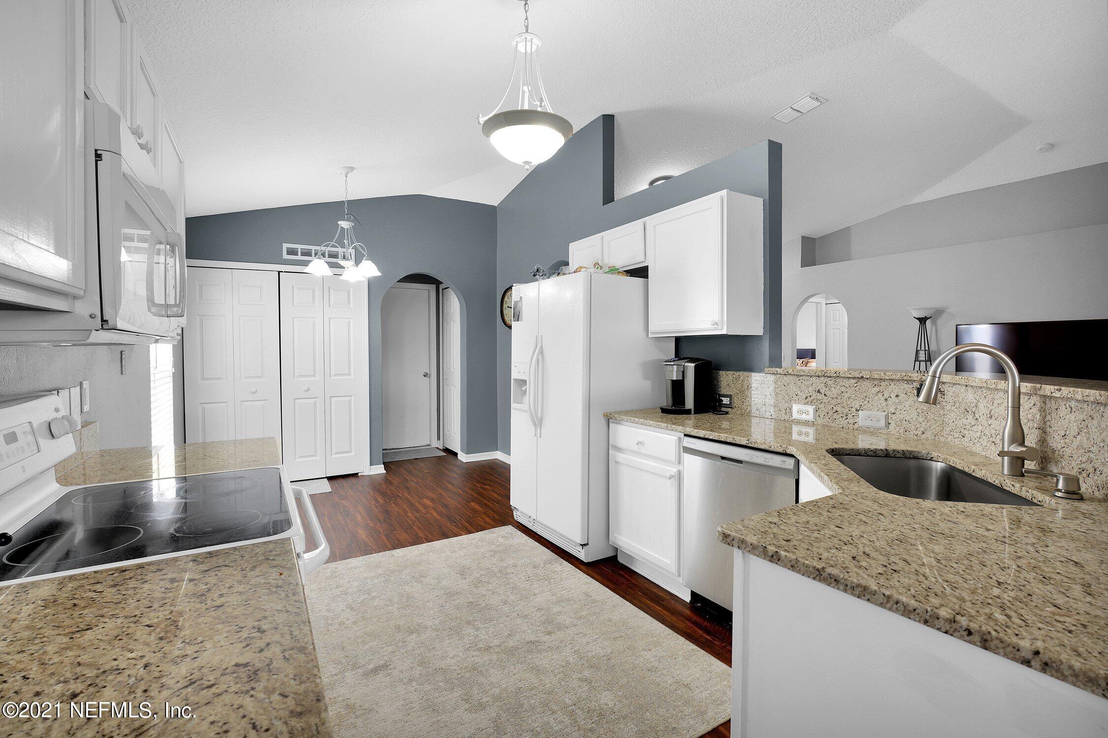 76456 Longleaf Loop Yulee, FL 32097 - Photo 10 of 29 010-76456LongleafLoop-Yulee-FL-32097-SMA