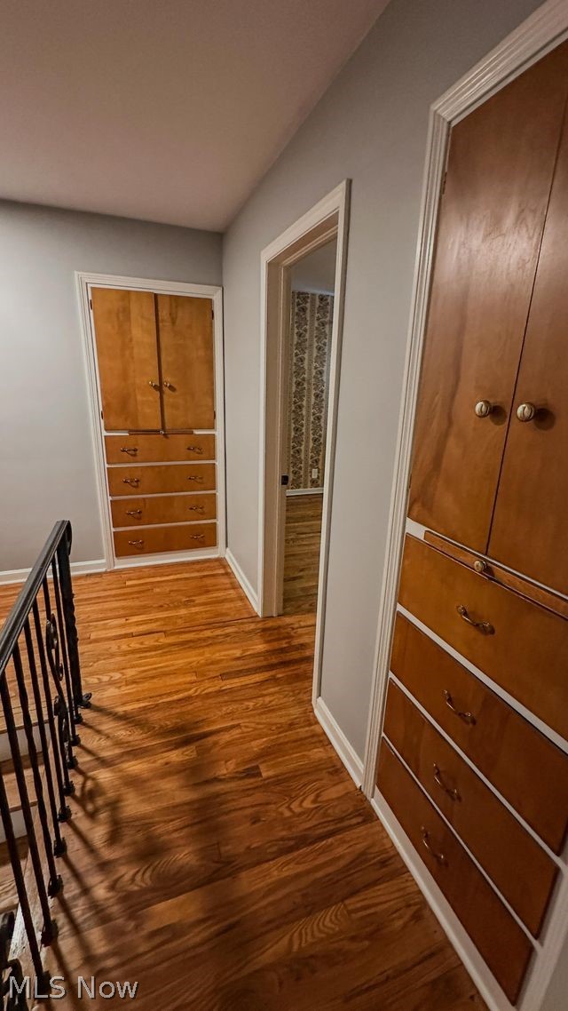 426 Dorchester Road Akron, OH 44320 - Photo 3 of 25
