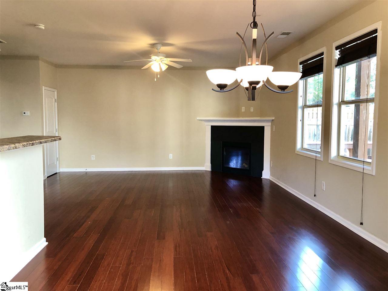 401 Hunslet Way Simpsonville, SC 29680 - Photo 4 of 23 Gallery Image 4