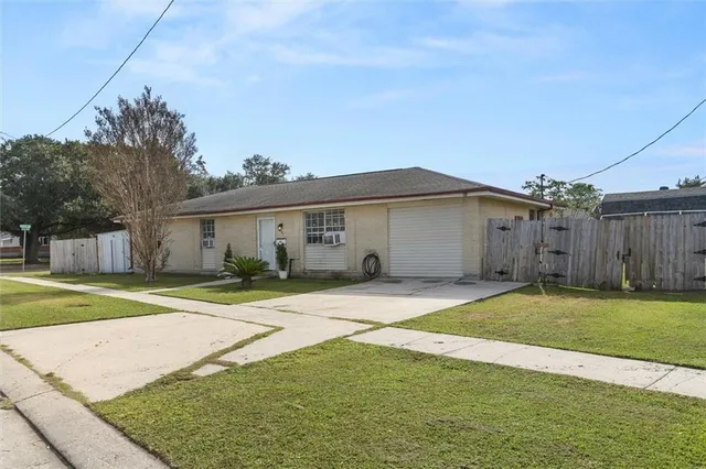 $209,000 | 361 West Louisiana State Drive, Kenner, LA 70065