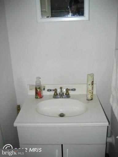 3307 Military Road Northwest Washington, DC 20015 - Photo 8 of 30 Bath
