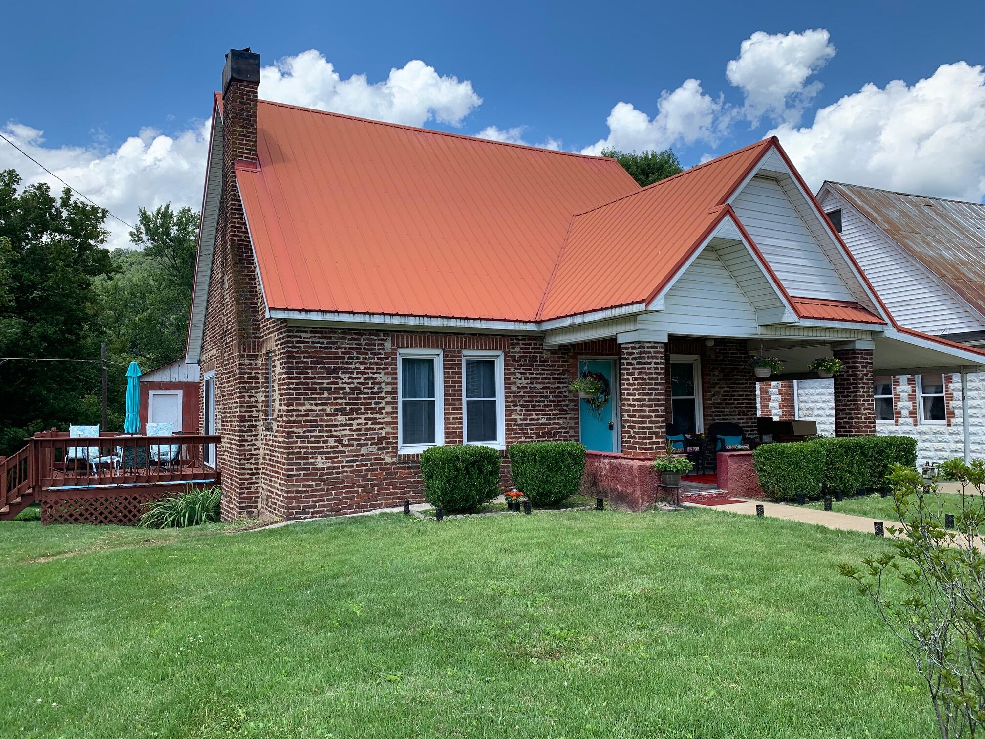 35 Gray Street Allen, KY 41601 - Photo 2 of 20 IMG_6206