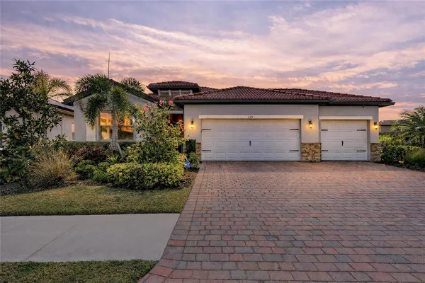 $699,900 | 277 Villoresi Boulevard, Nokomis, FL 34275