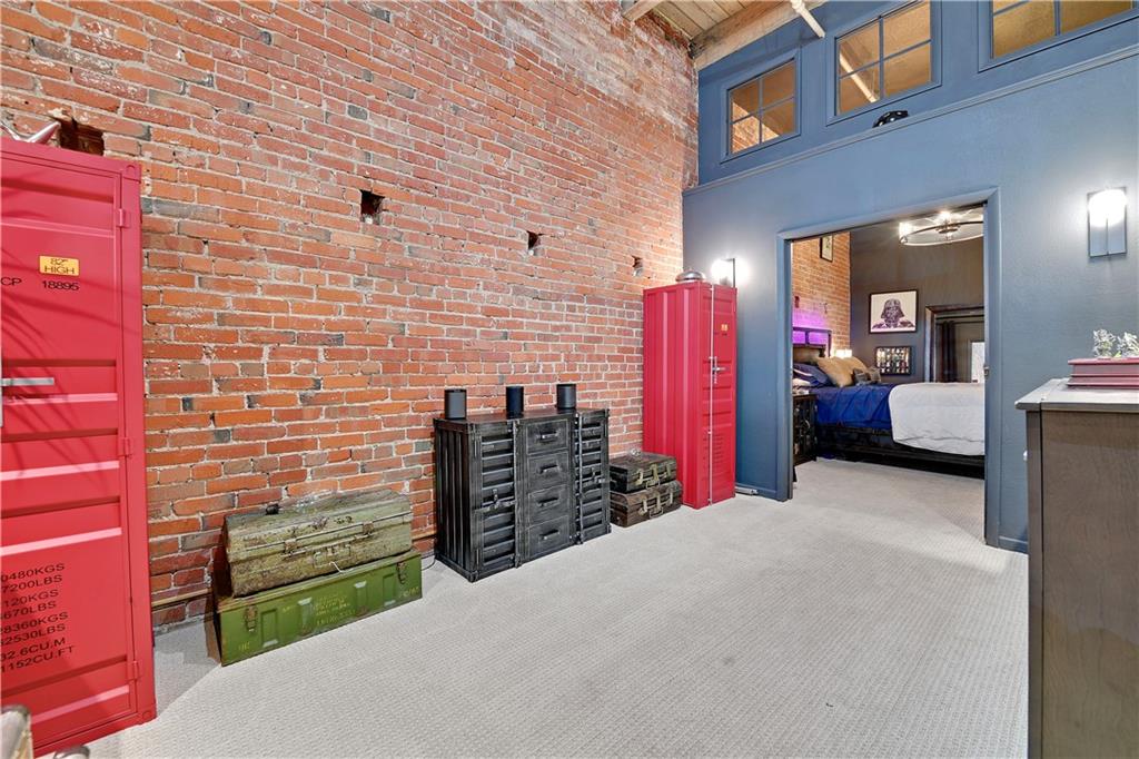 306 West 7th Street, Unit 204 Kansas City, MO 64105 - Photo 16 of 19