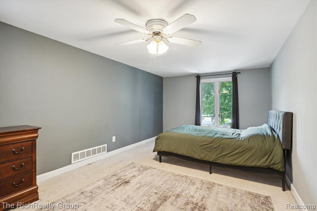 44180 Richmond Road Canton, MI 48187 - Photo 23 of 45