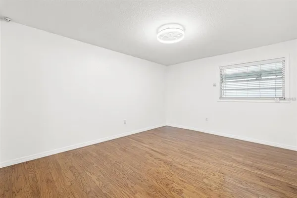 $105,000 | 2050 58th Avenue North, Unit 25, St. Petersburg, FL 33714