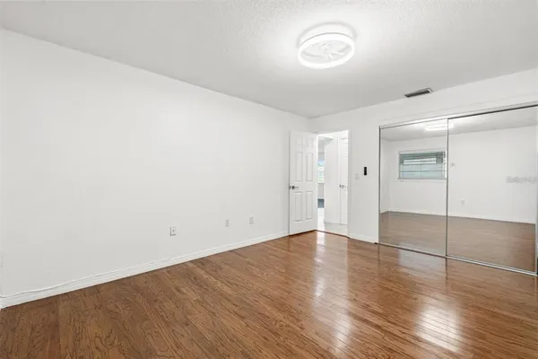 $105,000 | 2050 58th Avenue North, Unit 25, St. Petersburg, FL 33714