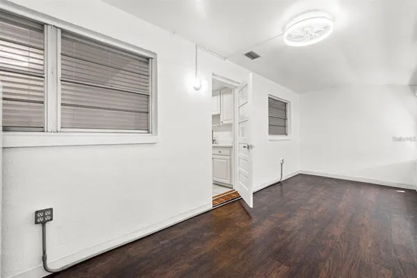 $105,000 | 2050 58th Avenue North, Unit 25, St. Petersburg, FL 33714
