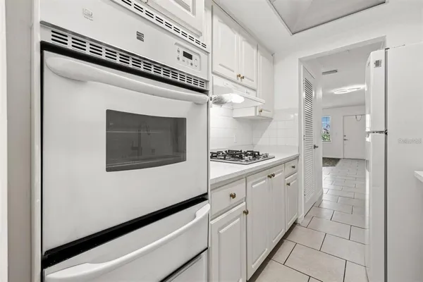 $105,000 | 2050 58th Avenue North, Unit 25, St. Petersburg, FL 33714