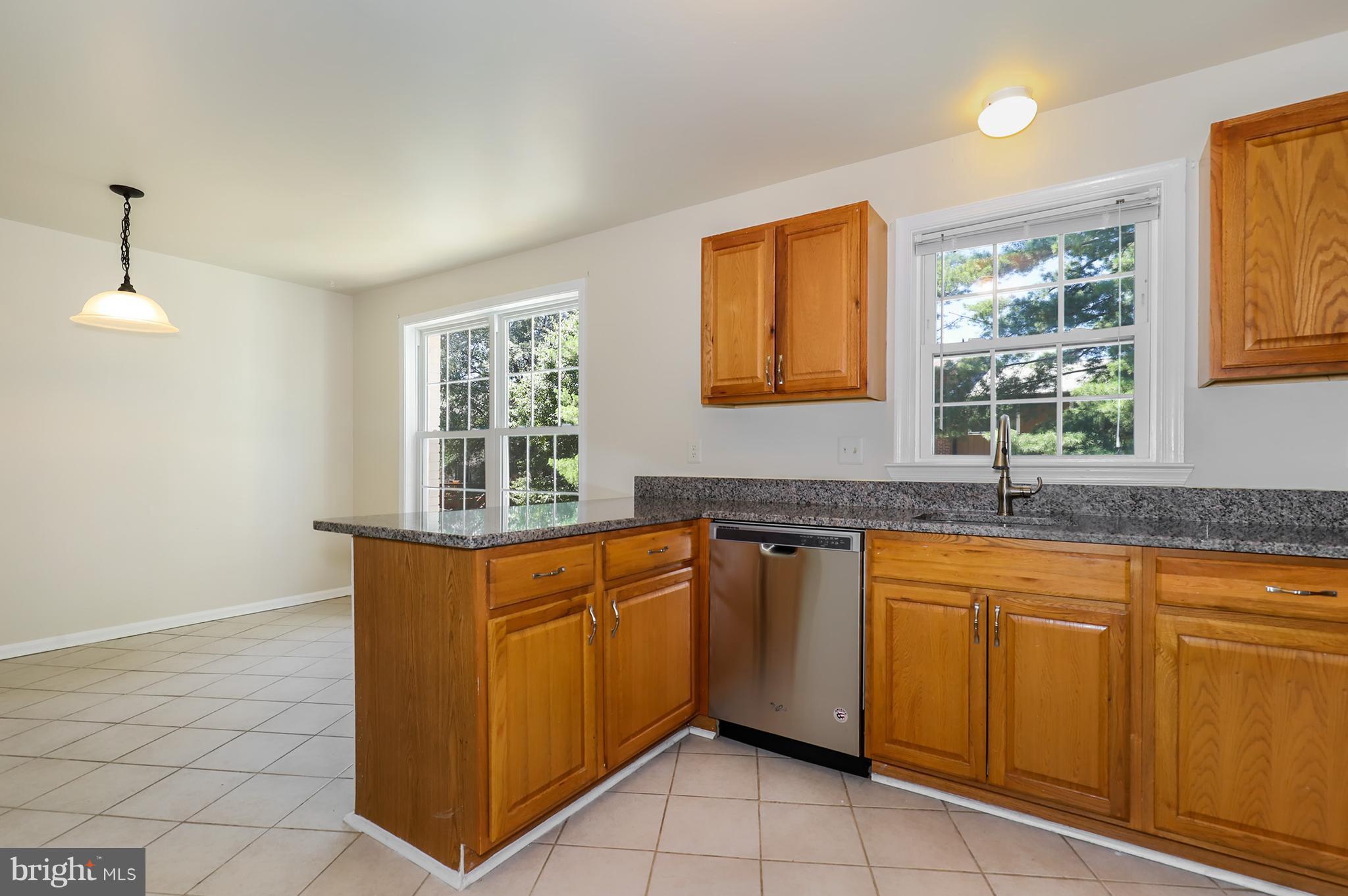 8016 Northumberland Road Springfield, VA 22153 - Photo 11 of 30 Kitchen