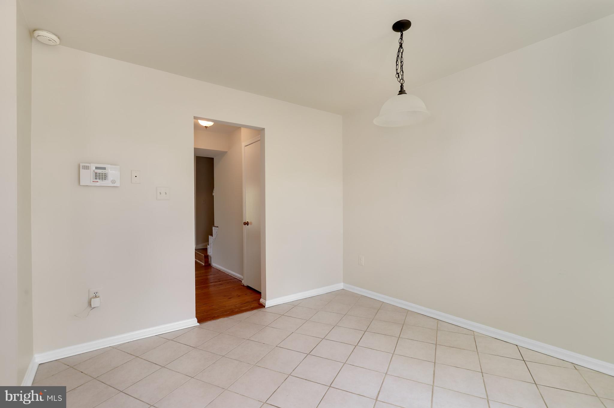 8016 Northumberland Road Springfield, VA 22153 - Photo 15 of 30 Kitchen
