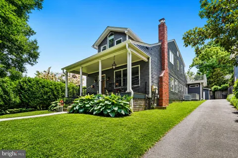 $1,680,000 | 3504 Turner Lane, Chevy Chase, MD 20815