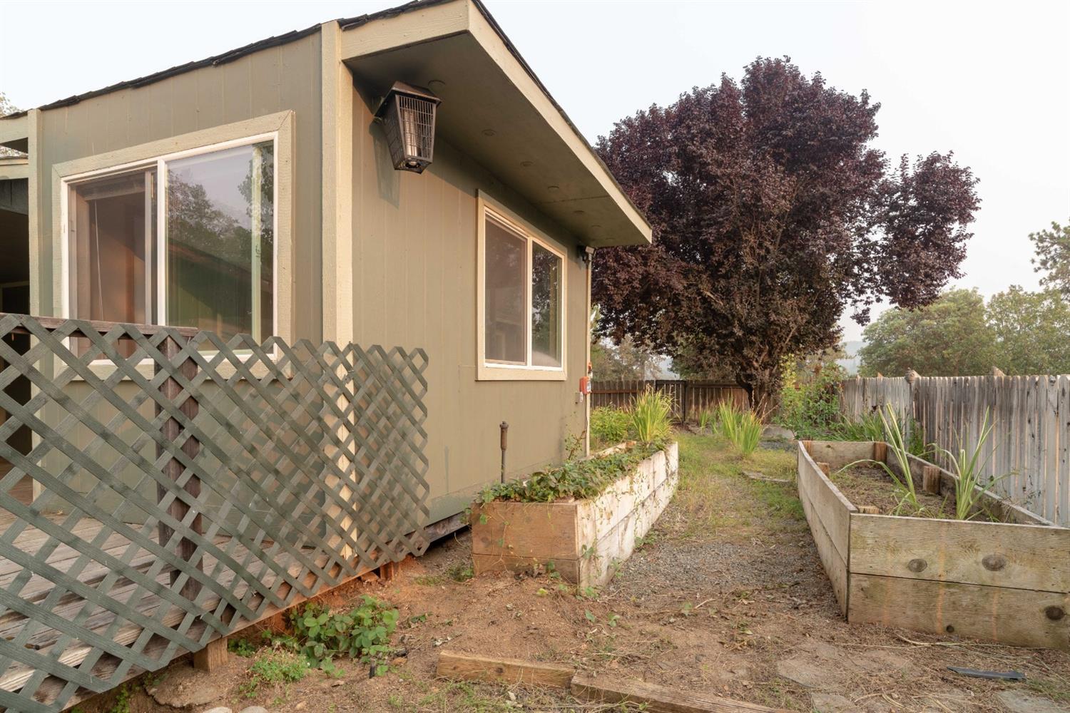 9992 Blackwell Road Central Point, OR 97502 - Photo 29 of 35 Additional Photo