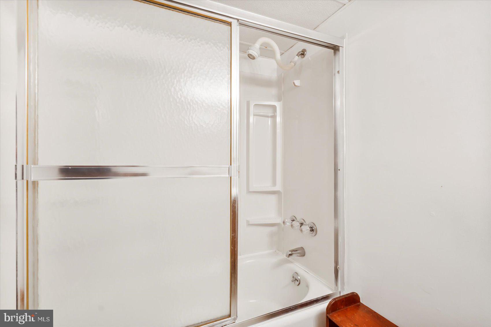 7909 Poplar Grove Road Severn, MD 21144 - Photo 21 of 39 Guest/Hall bathroom