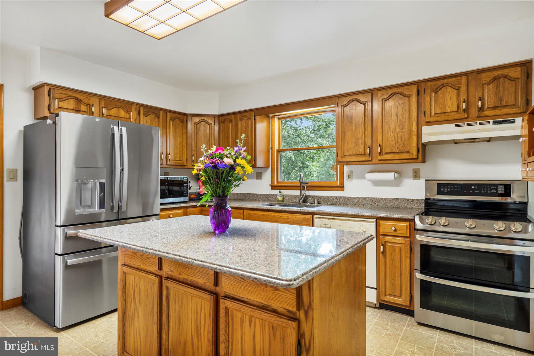 7909 Poplar Grove Road Severn, MD 21144 - Photo 23 of 39 Kitchen