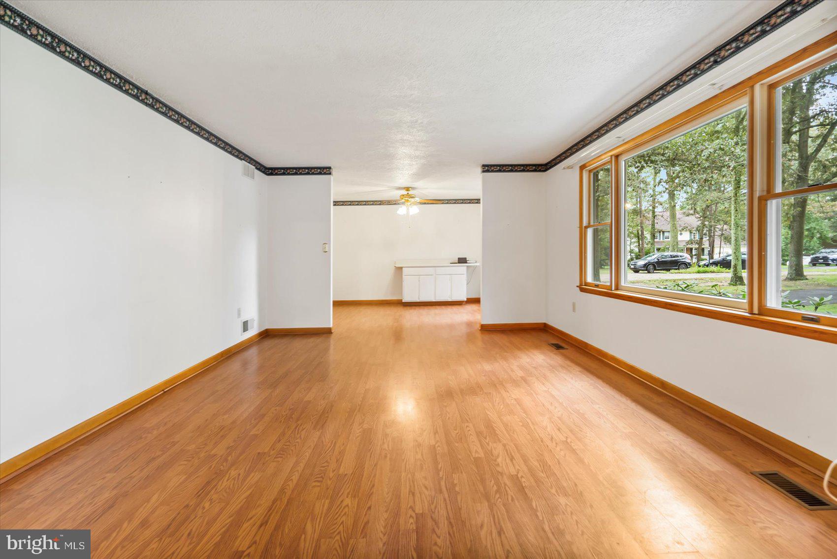 7909 Poplar Grove Road Severn, MD 21144 - Photo 9 of 39 Living room / Dining room