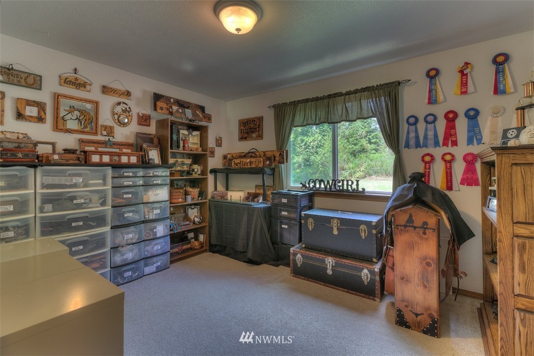 5862 Ray Road Southeast Port Orchard, WA 98367 - Photo 14 of 25 Gallery Image 14